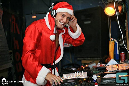 ??? &laquo;DnK&raquo;